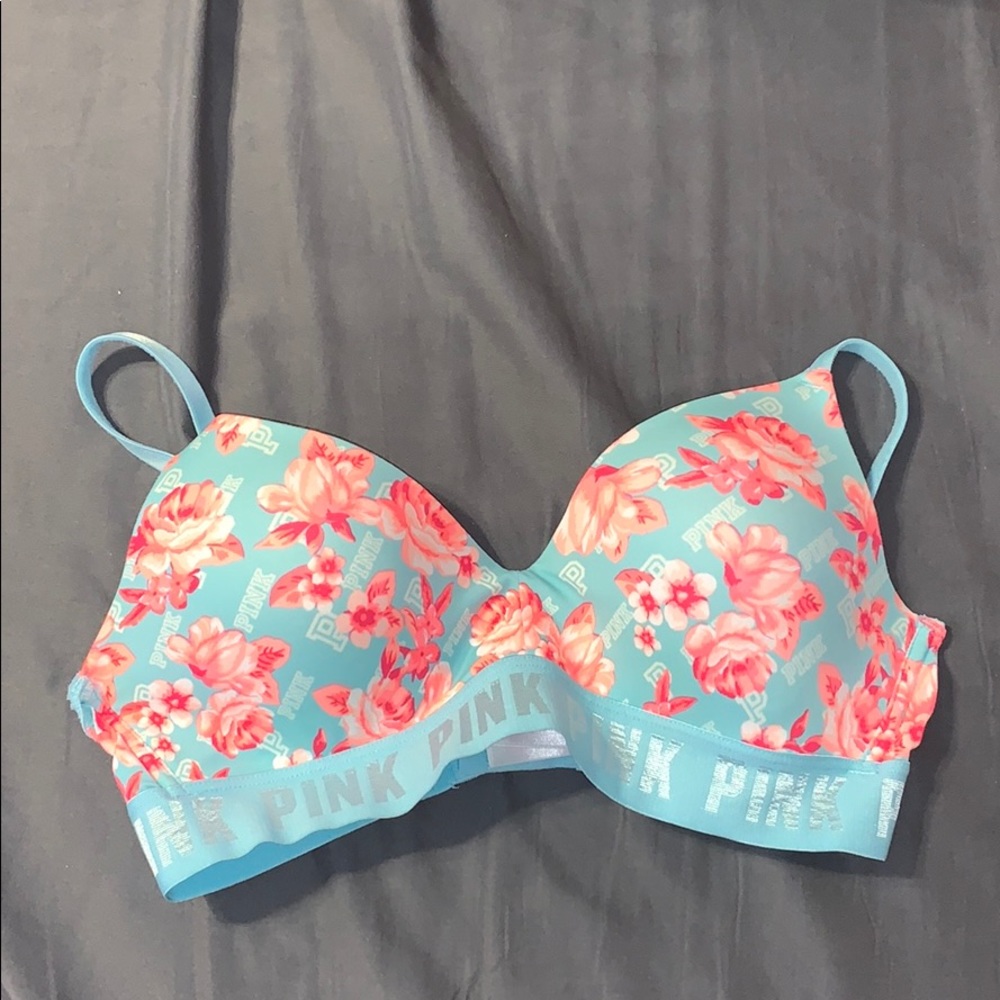 Victoria’s Secret Wear Everywhere Wireless Bra